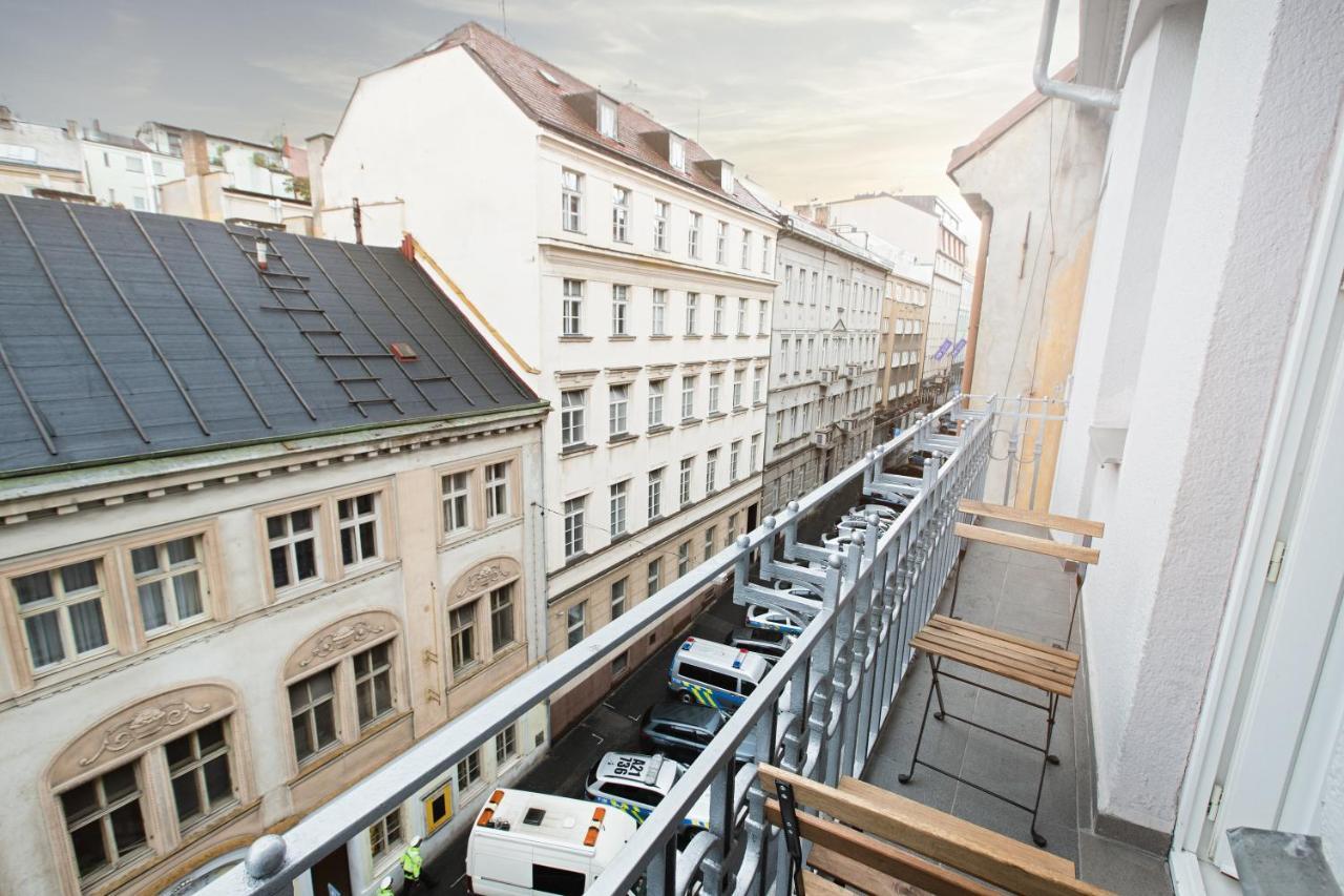 Luxury Central 150M2 Apartment On Wencelas Square With Private Garage Prague Exterior photo